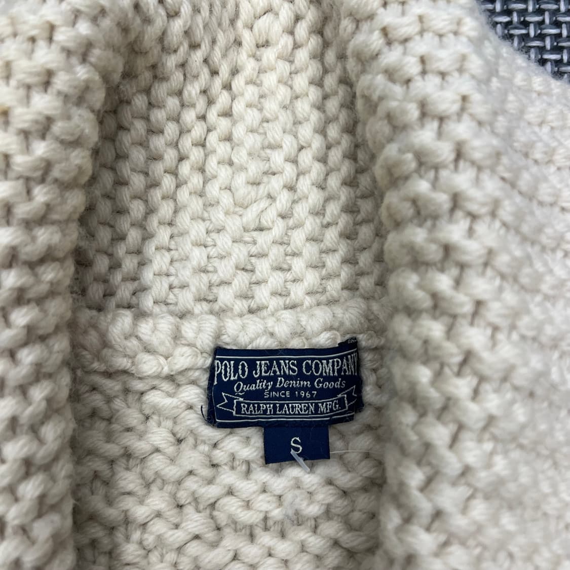 폴로진스컴퍼니 숄카라 베스트 가디건 상품이미지2