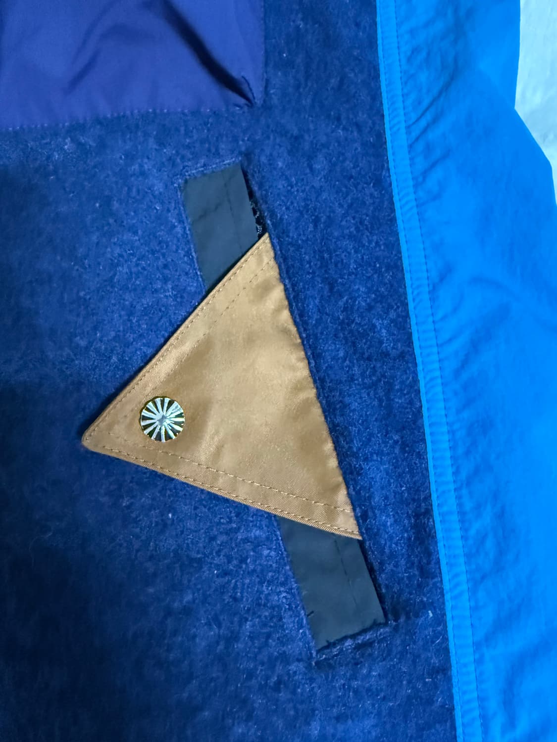 [48] 토가 비릴리스 울 베스트 네이비 상품이미지4