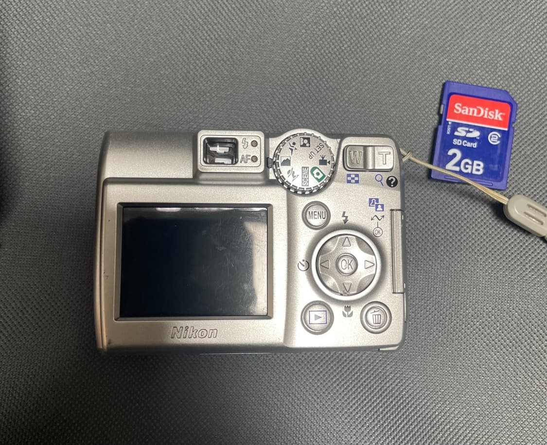 니콘 쿨픽스 E5600 상품이미지2