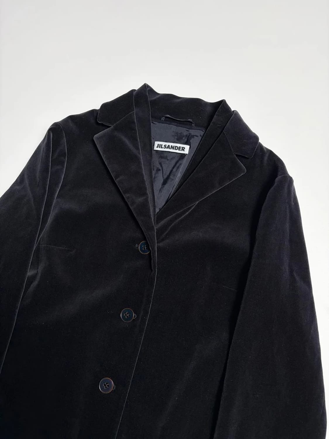 질샌더 JILSANDER 블랙 벨벳 싱글 코트 R1233 상품이미지2