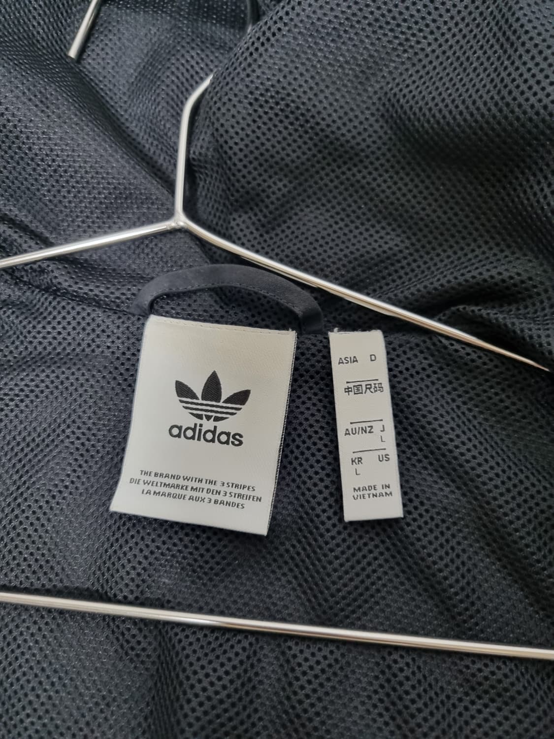 남성 정가14만 아디다스 OG 불꽃 윈드브레이커 우븐 바람막이 블랙 검정 상품이미지9