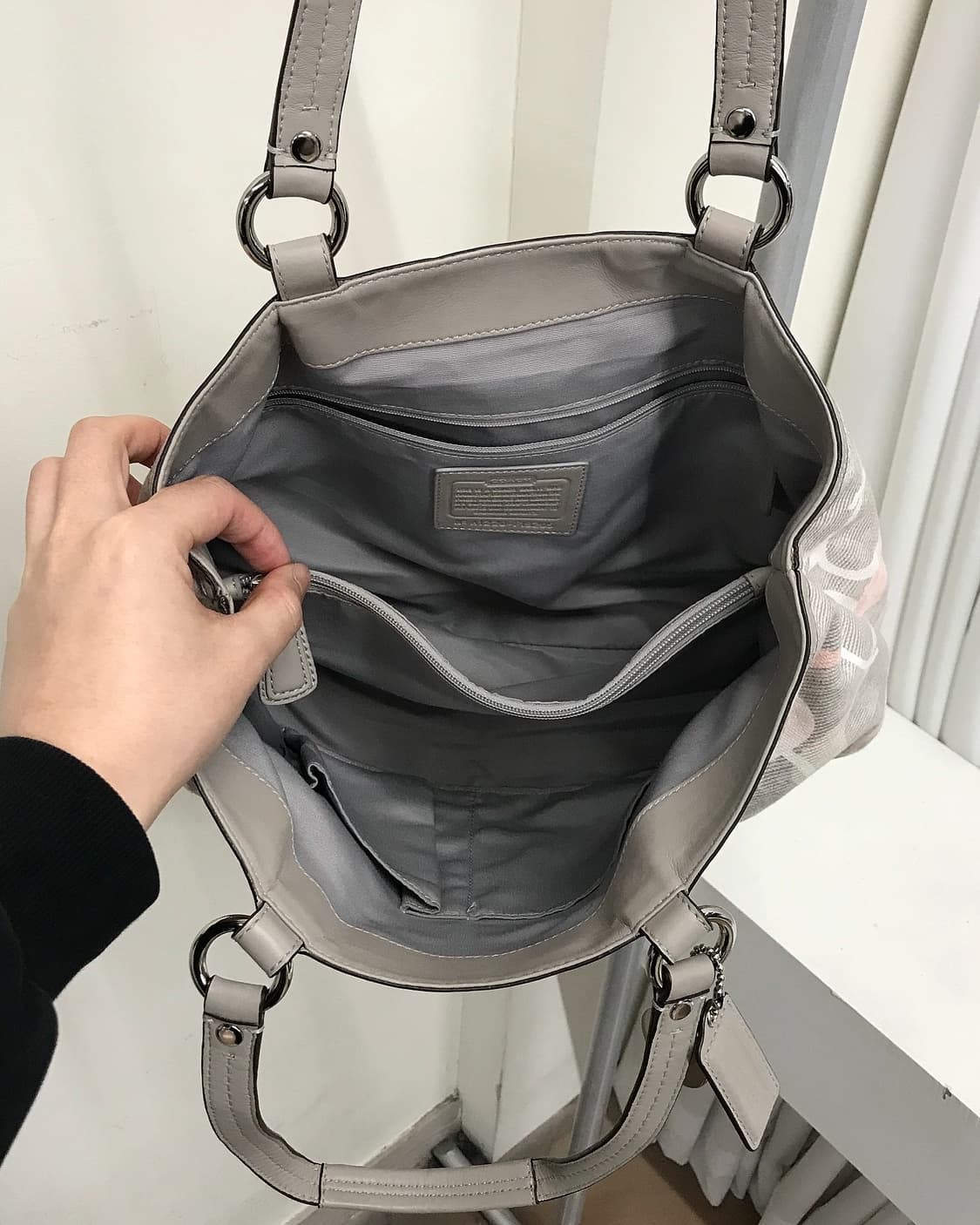 코치 버클 숄더백 가방 상품이미지6