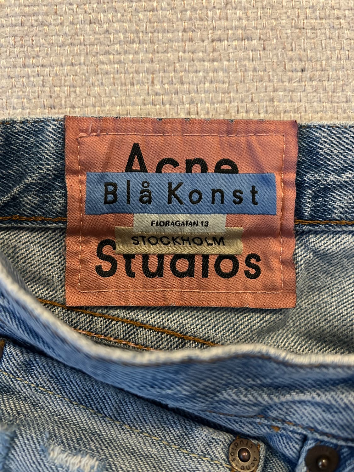 31) 아크네 스트레이트 핏 워싱 진 상품이미지4