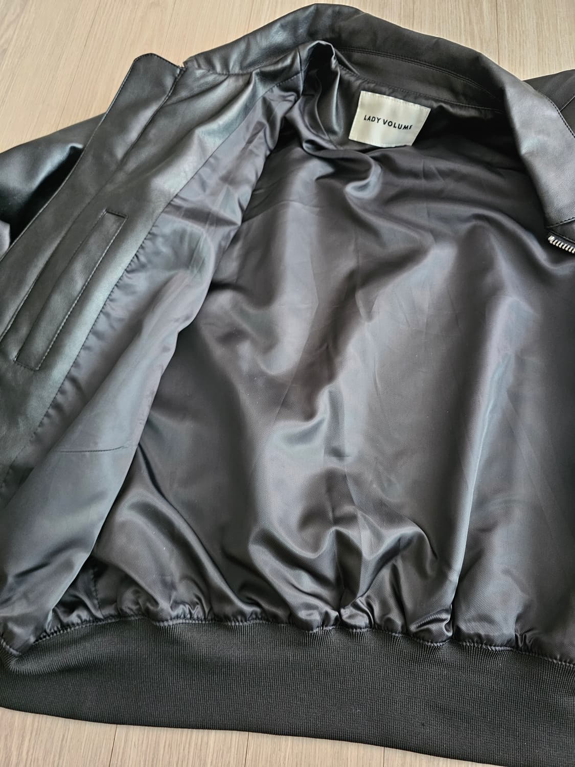 레이디볼륨 비건 레더 자켓 상품이미지3