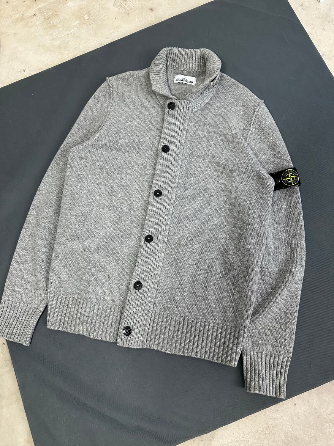 스톤아일랜드 그레이 니트 가디건 Xl(100-105) 상품이미지1