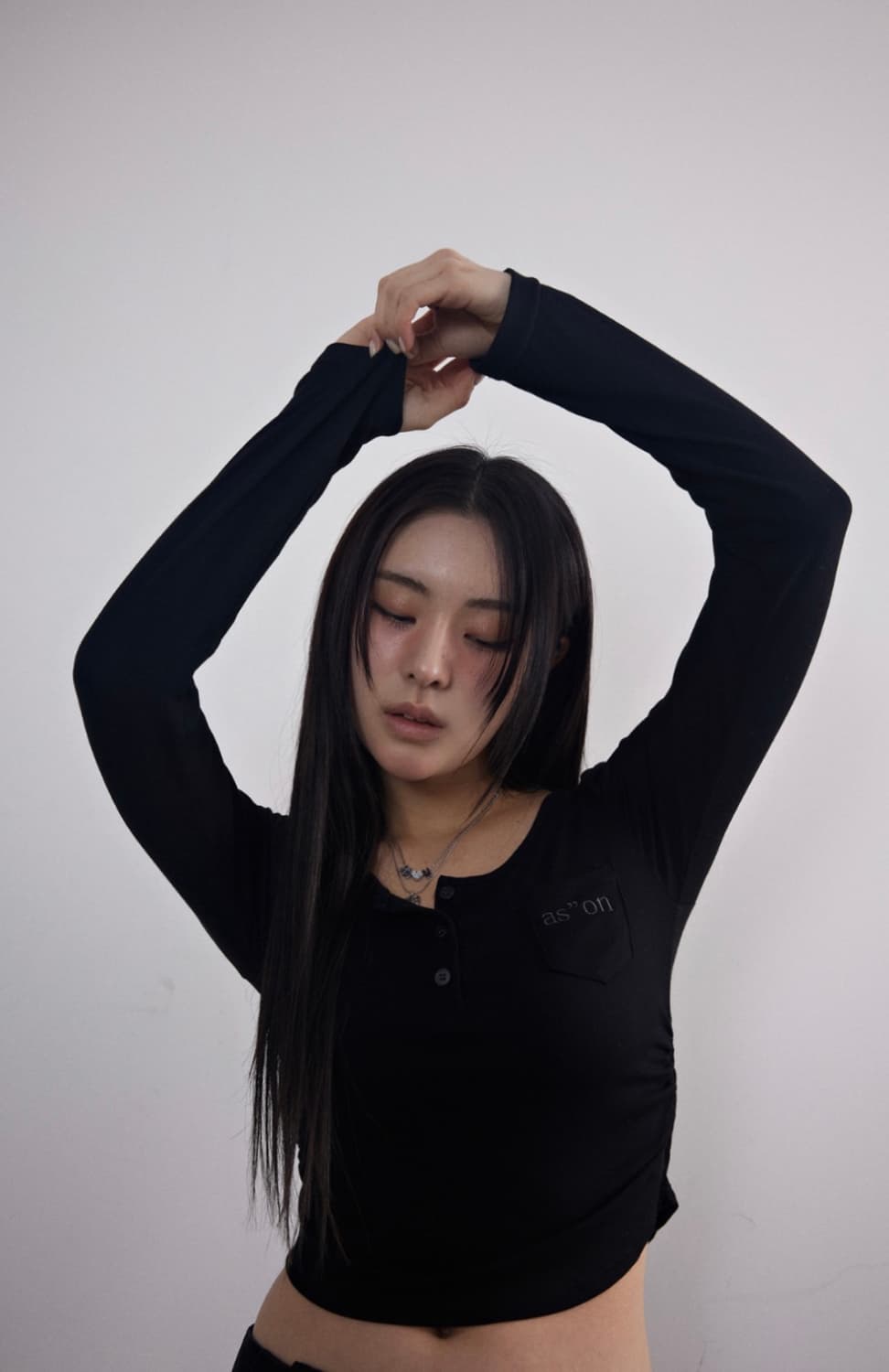 애즈온 pokky pocket tee 챠콜 상품이미지3