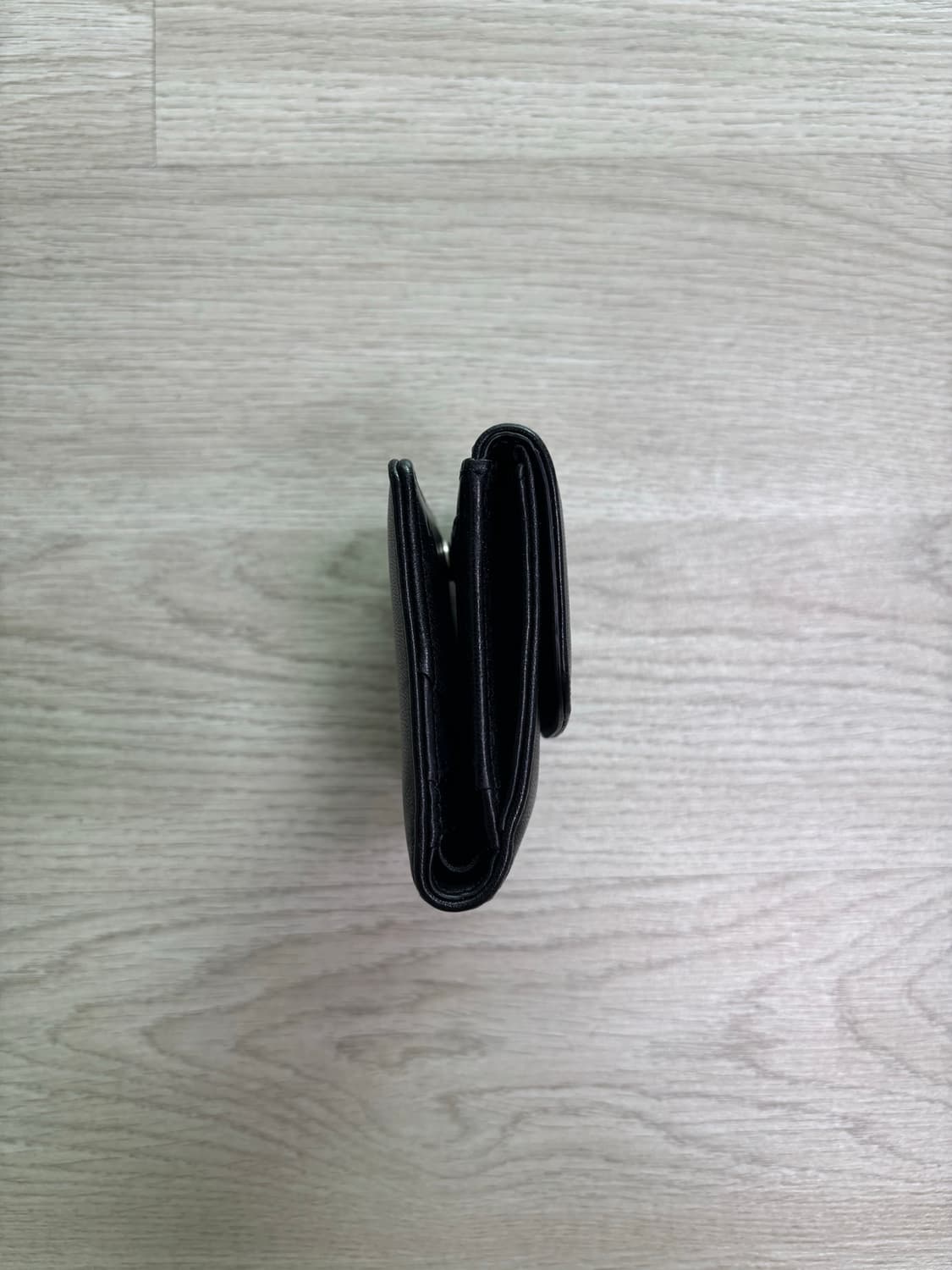비비안 웨스트우드 나파 반지갑 상품이미지3