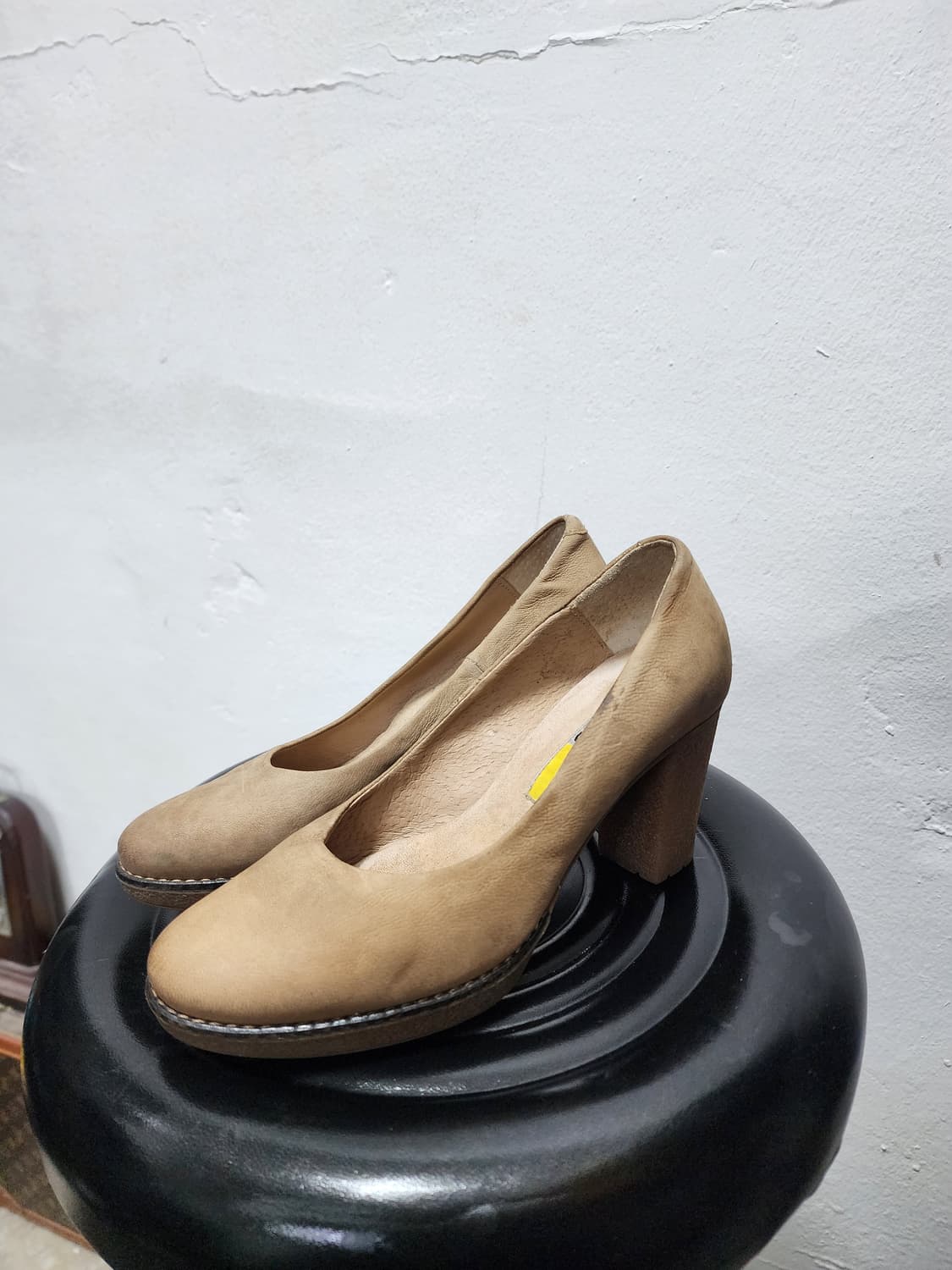 MANAS 베이지 스웨이드 펌프스힐 (Italy made) 상품이미지1