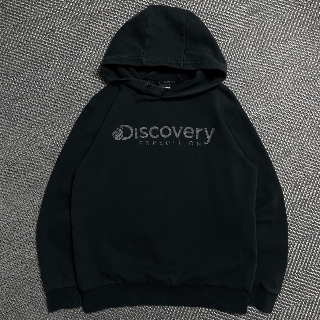 디스커버리 그래픽 박시핏 후드 티셔츠 블랙o 5131 상품이미지1