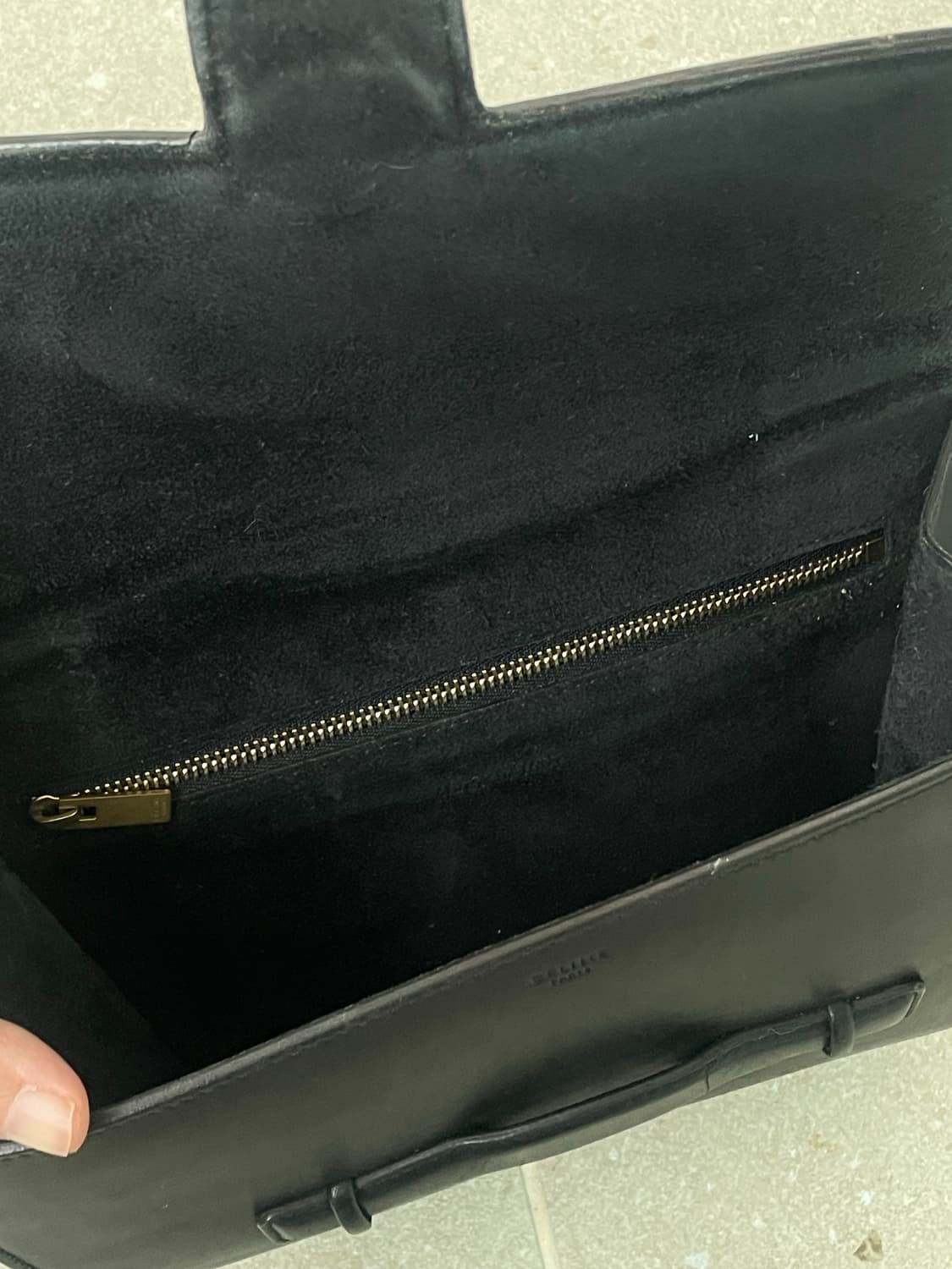 셀린느 (피비 파일로) 시메트리컬 백 검정 미듐 상품이미지6