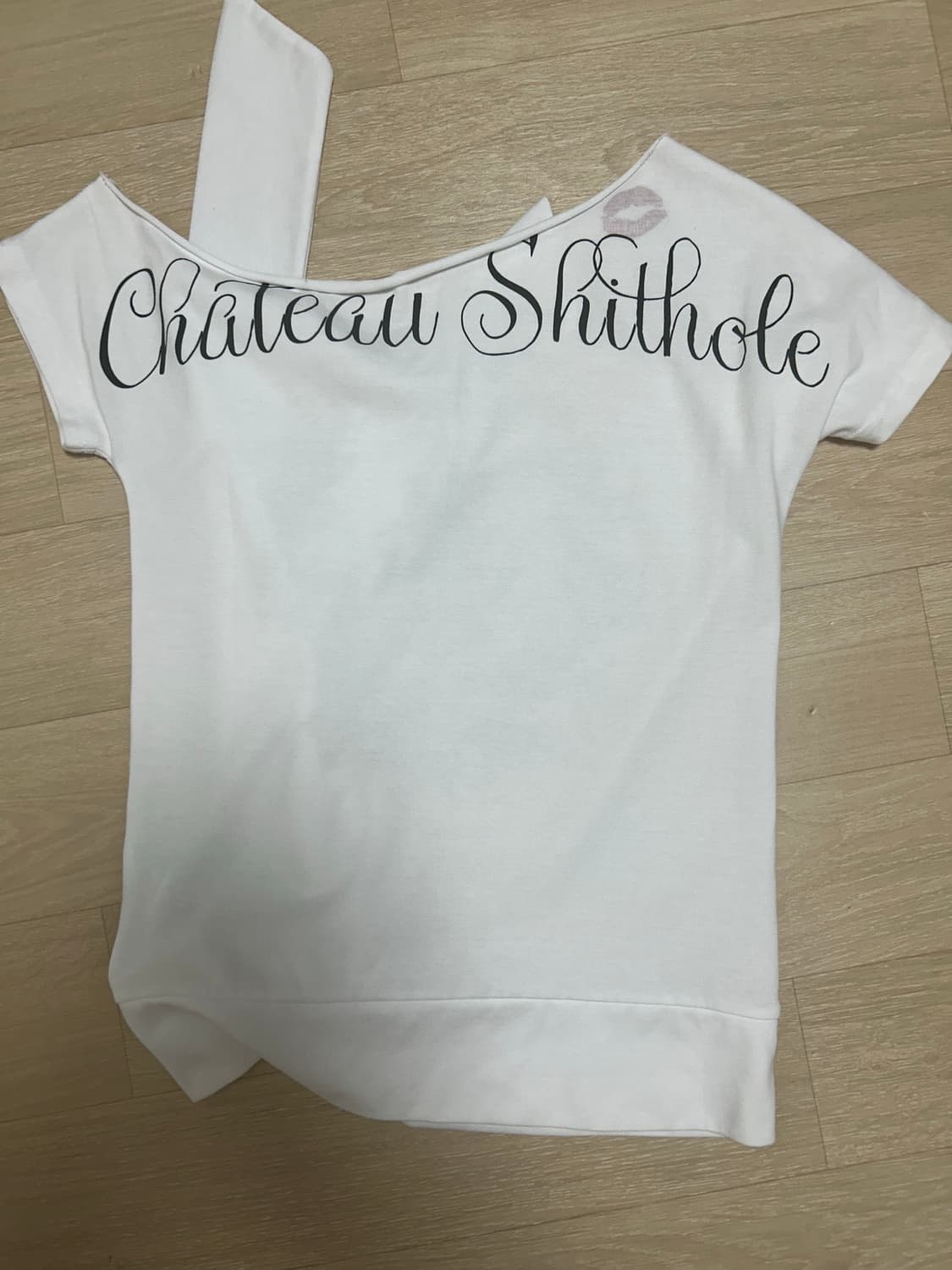스컬프터 타이 티 Chateau Shithole Tie Tee 상품이미지3