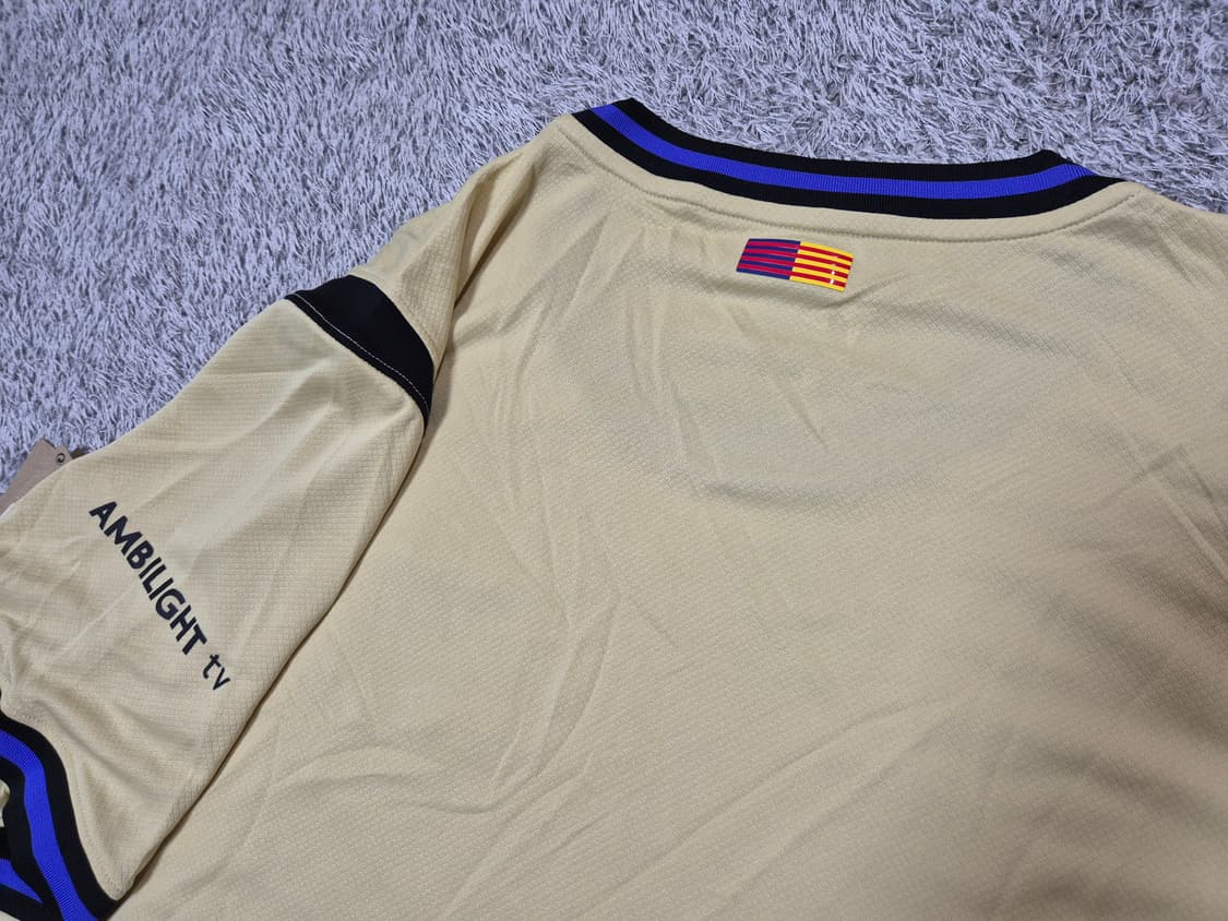 [새상품]나이키 바르셀로나 25/26 유니폼 XXL(115) 상품이미지4