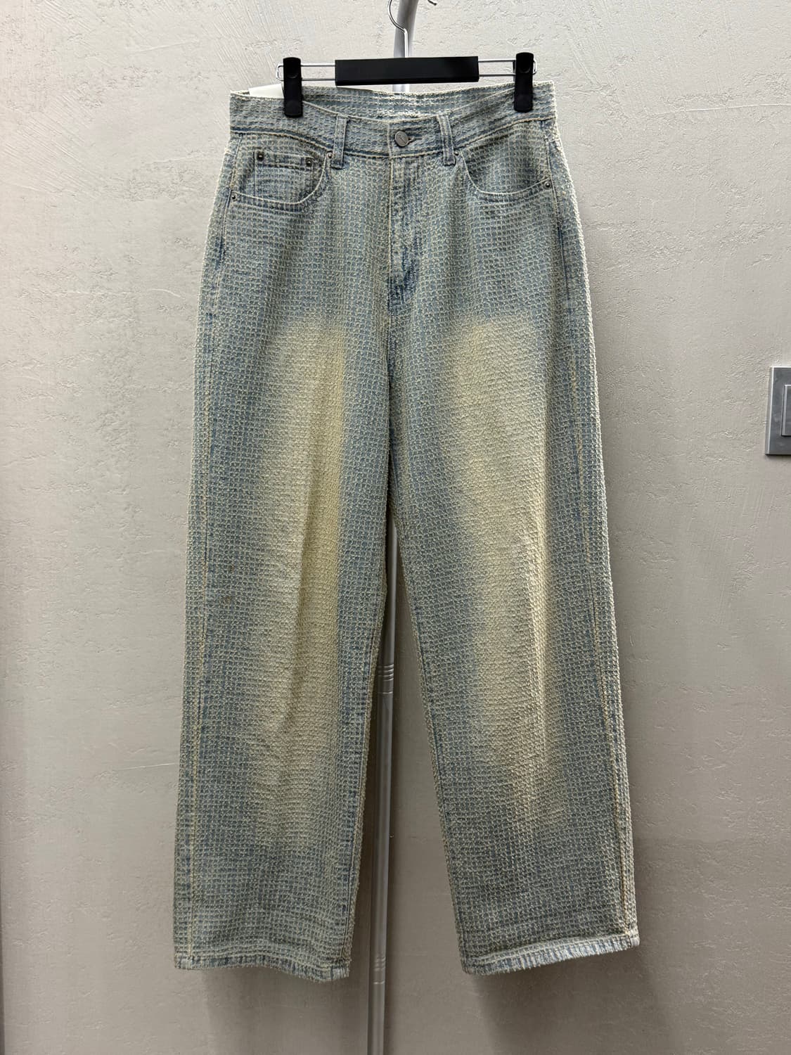 noirer 노이어 데미지 스트라이프 데님 팬츠 라이트블루 48 상품이미지2