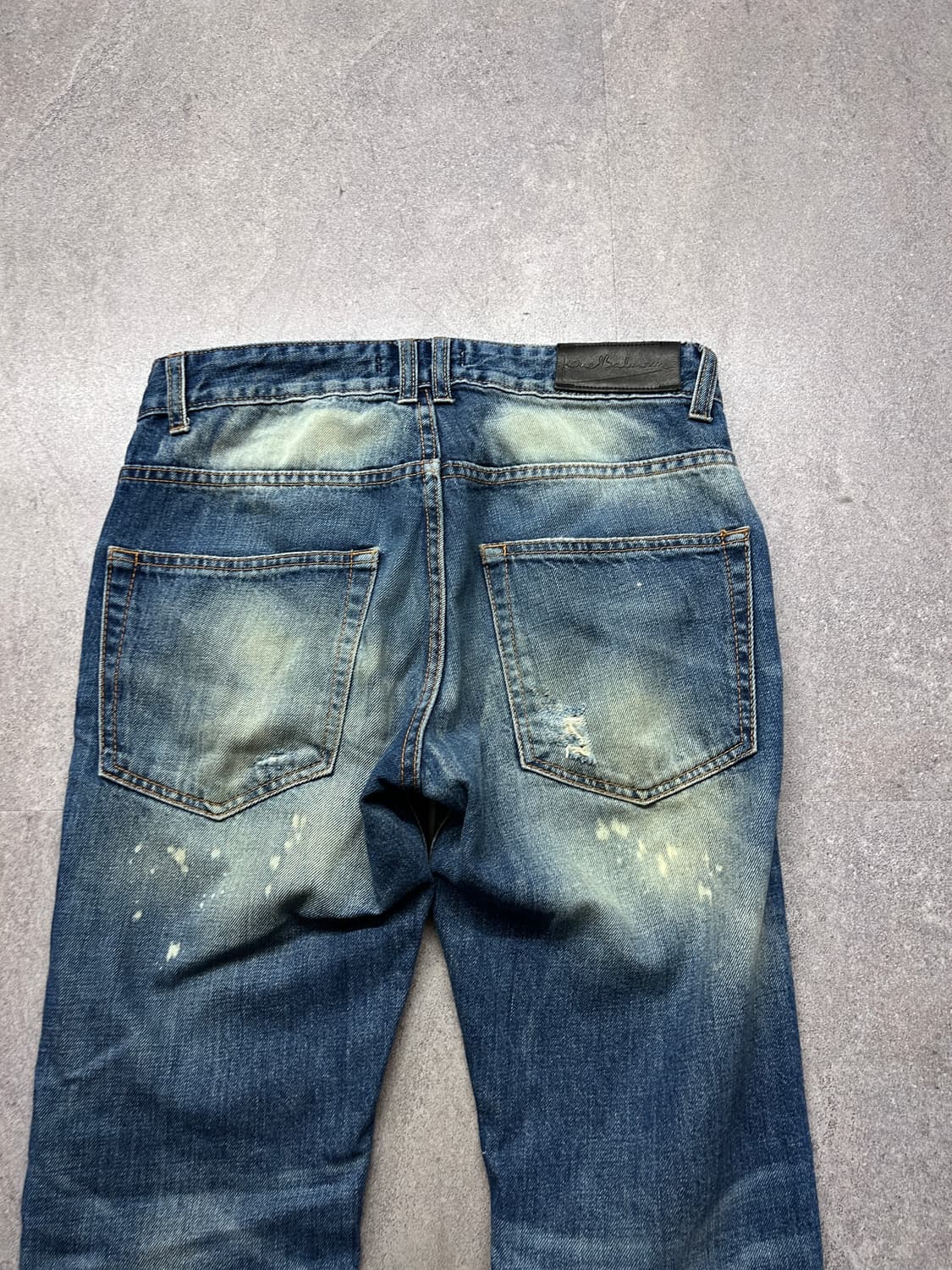 피에르 발망 컷 아웃 페인트 스플래터 워싱 데님 상품이미지8