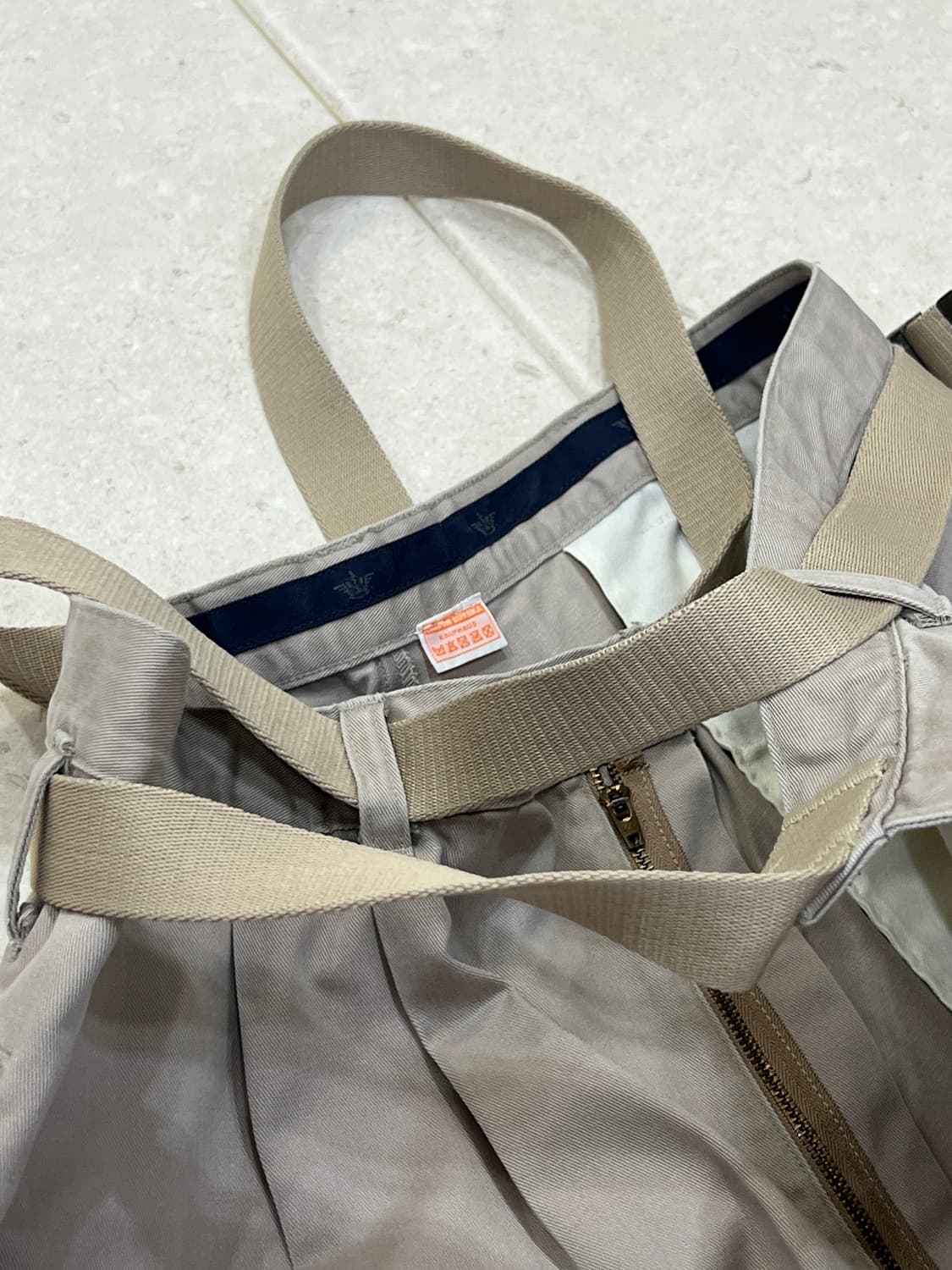 메종유레카 벨티드 랩 치노 팬츠 베이지OS 상품이미지4