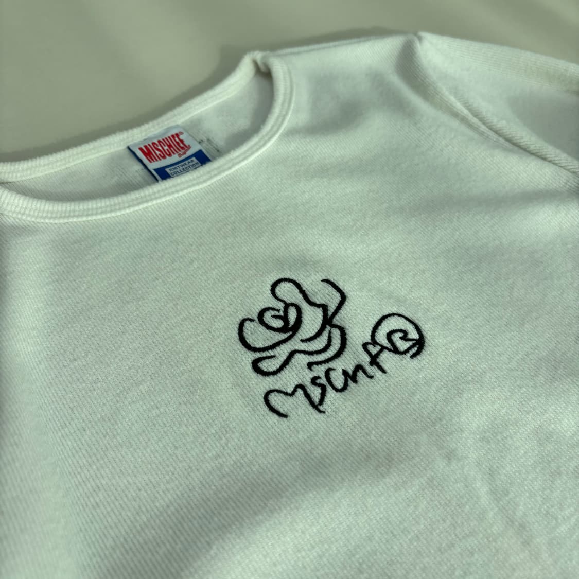 미스치프 롱 슬리브 티 상품이미지2