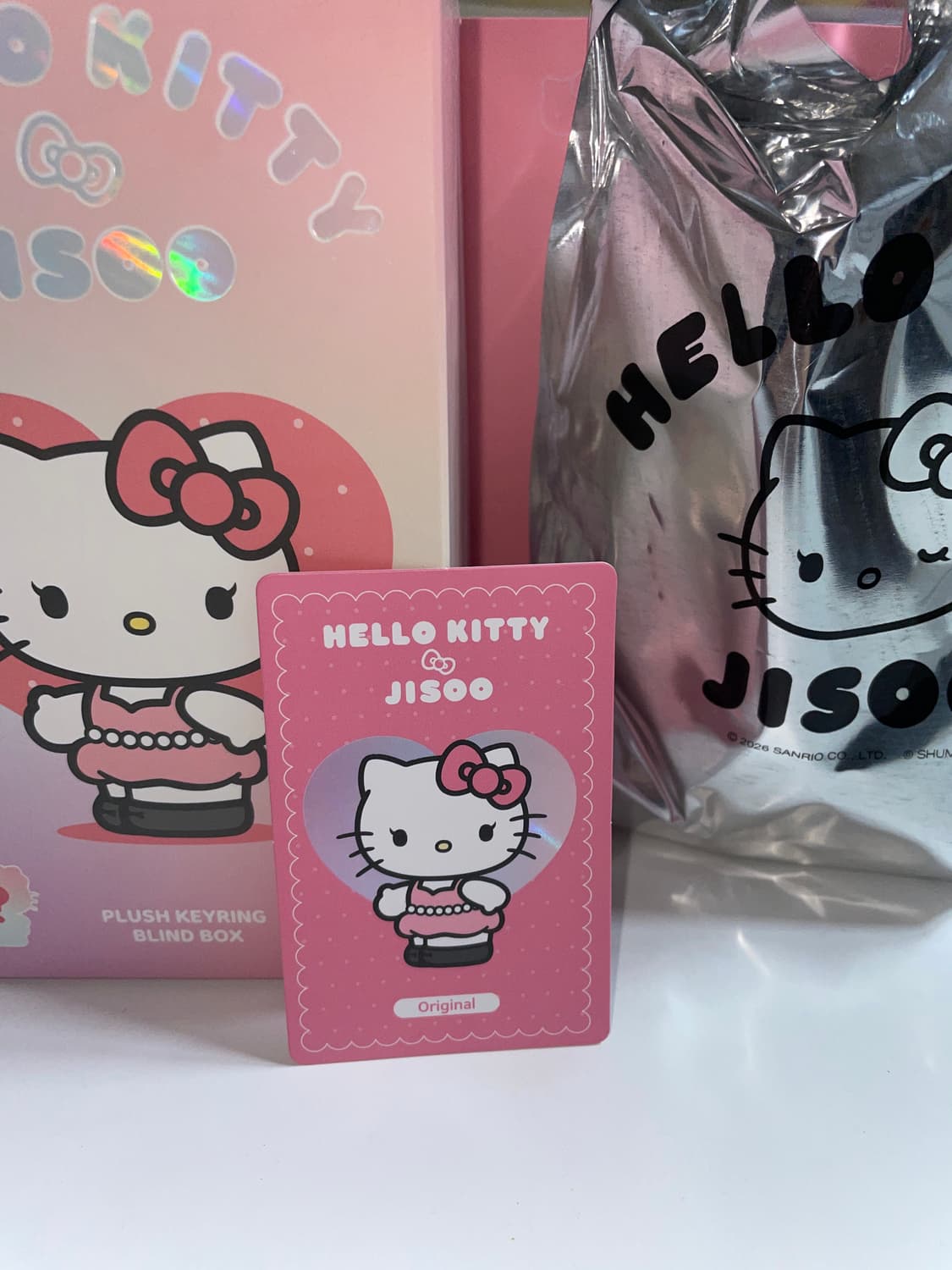 헬로키티x지수 키링 오리지널 팔아요 상품이미지1