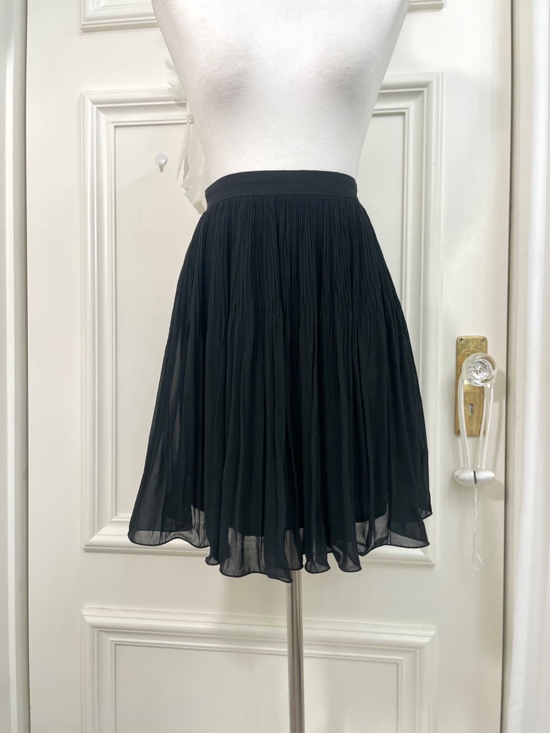 black gold point pleats midi skirt 상품이미지4
