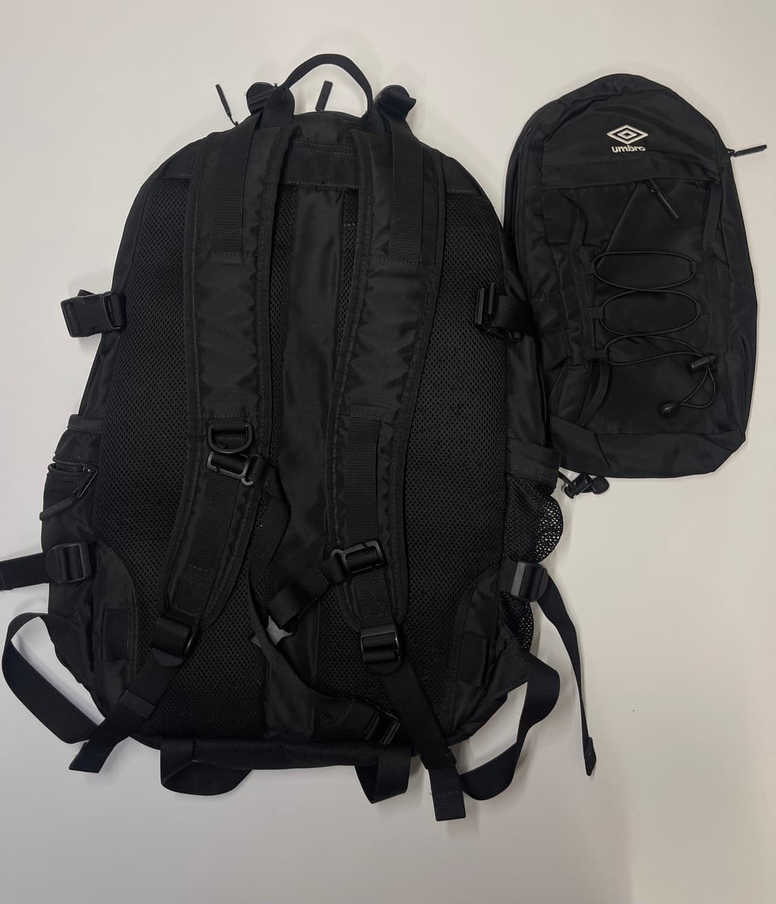 엄브로 34L 댄커 블랙 백팩 상품이미지4