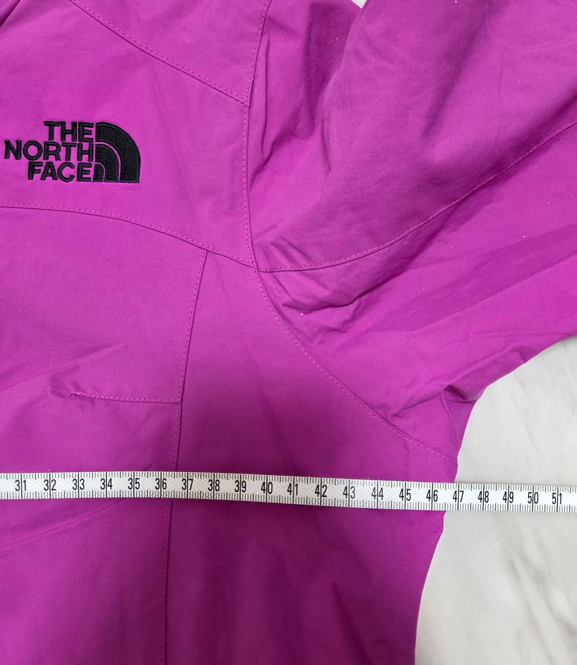 노스페이스 여성 바람막이 상품이미지3