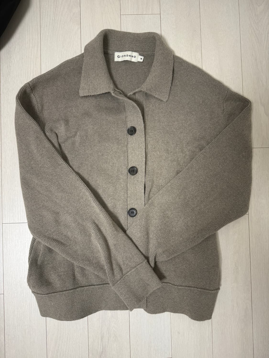 지오다노 폴로넥 가디건(m) 상품이미지2