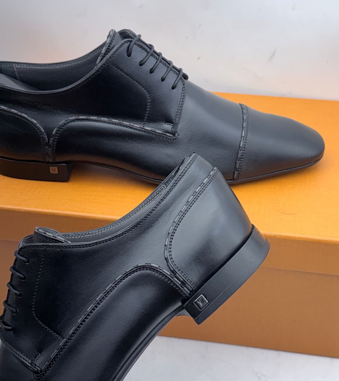 정품)루이비통구두255 상품이미지4