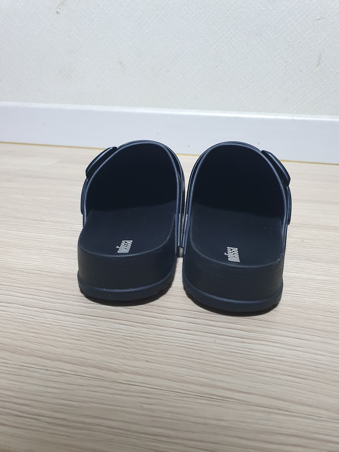 멜리사 버클 뮬 블랙 슬리퍼 240 상품이미지6