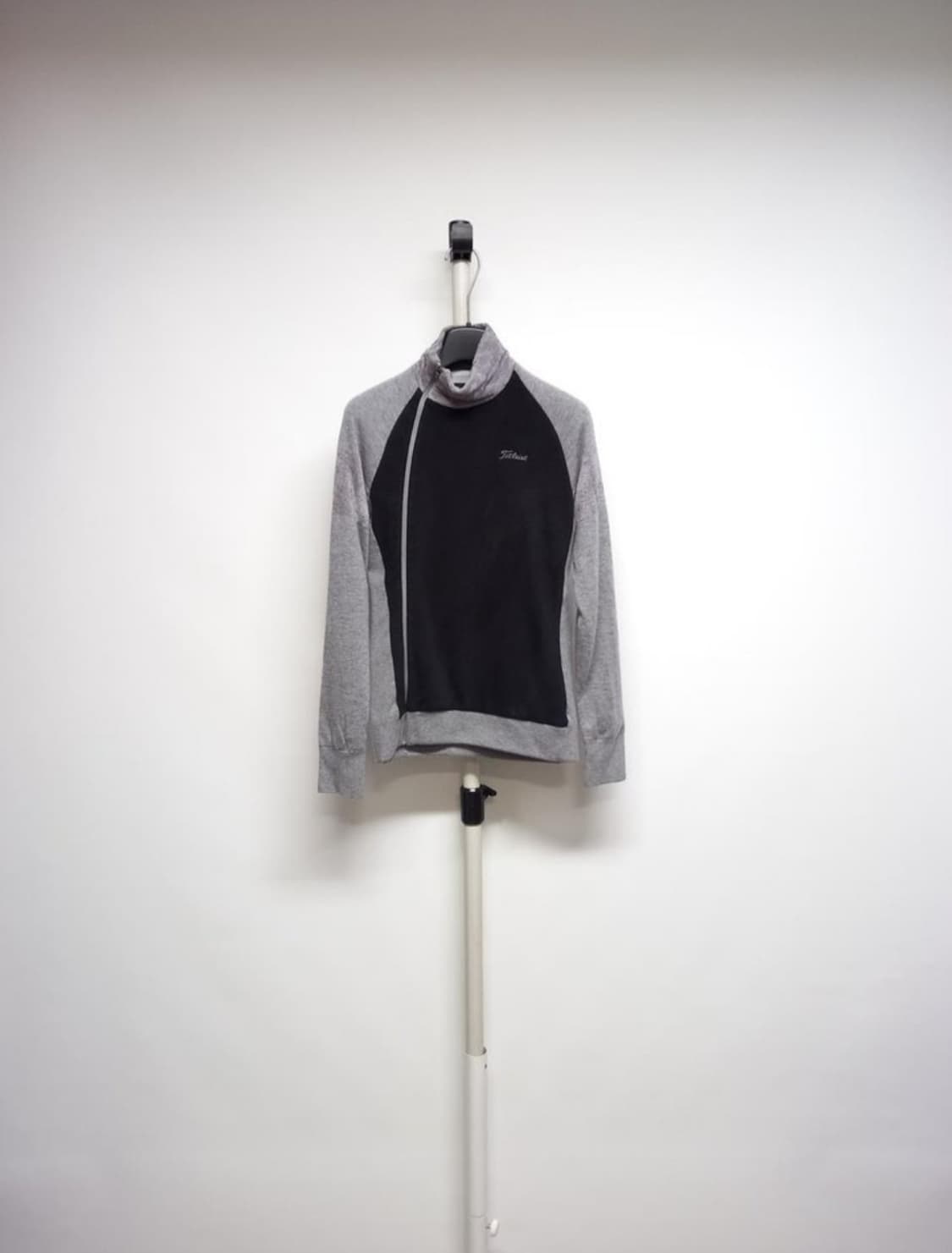 타이틀리스트골프 방풍 캐시미어 풀집업자켓 55.44 상품이미지1