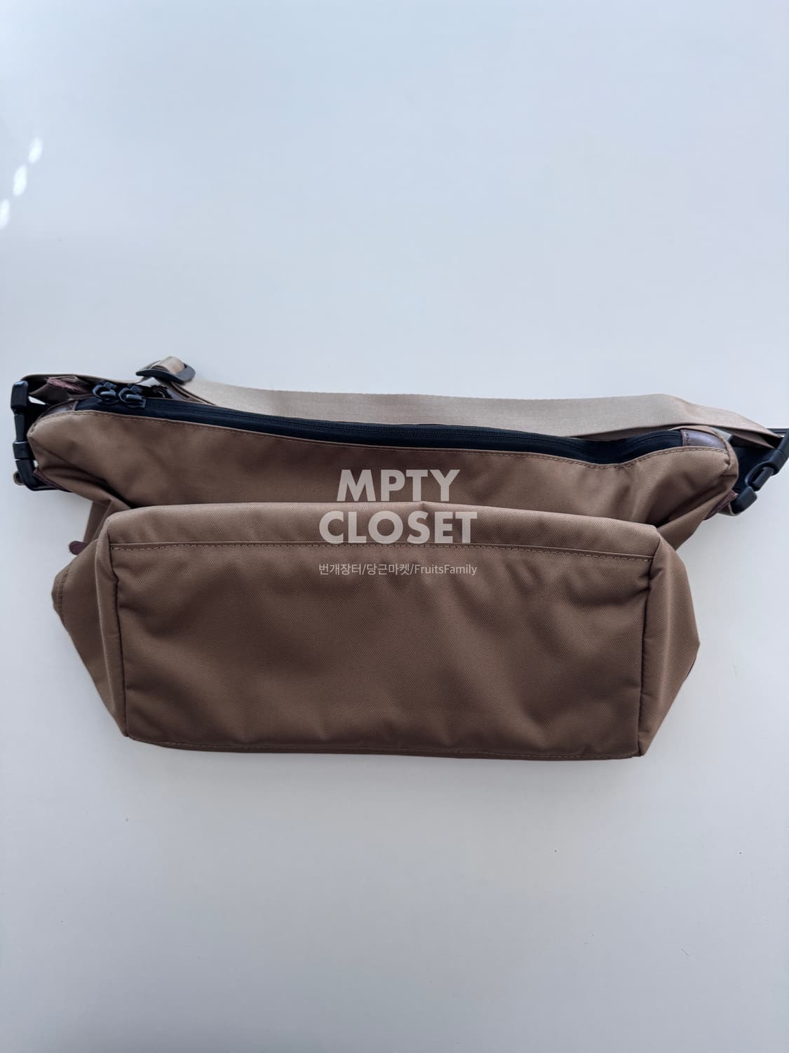 아소브 AS2OV 코듀라 도비 305D 투웨이 백 카키 상품이미지6