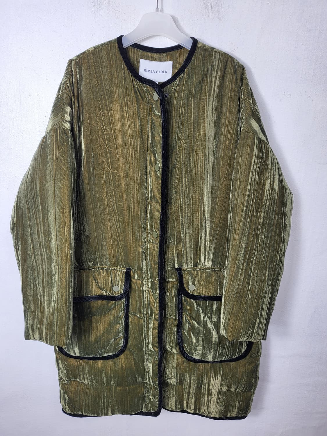 BIMBA Y LOLA 빔바이롤라 그린소프트벨벳 덕다운패딩 S 90-95 상품이미지1