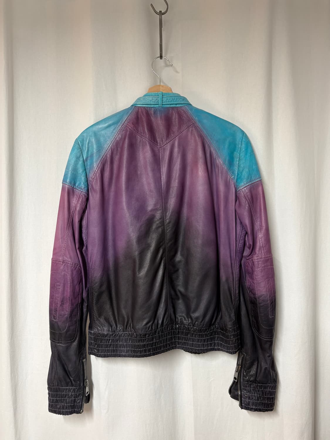구찌 09ss 그라데이션 레더 바이커 자켓 상품이미지2