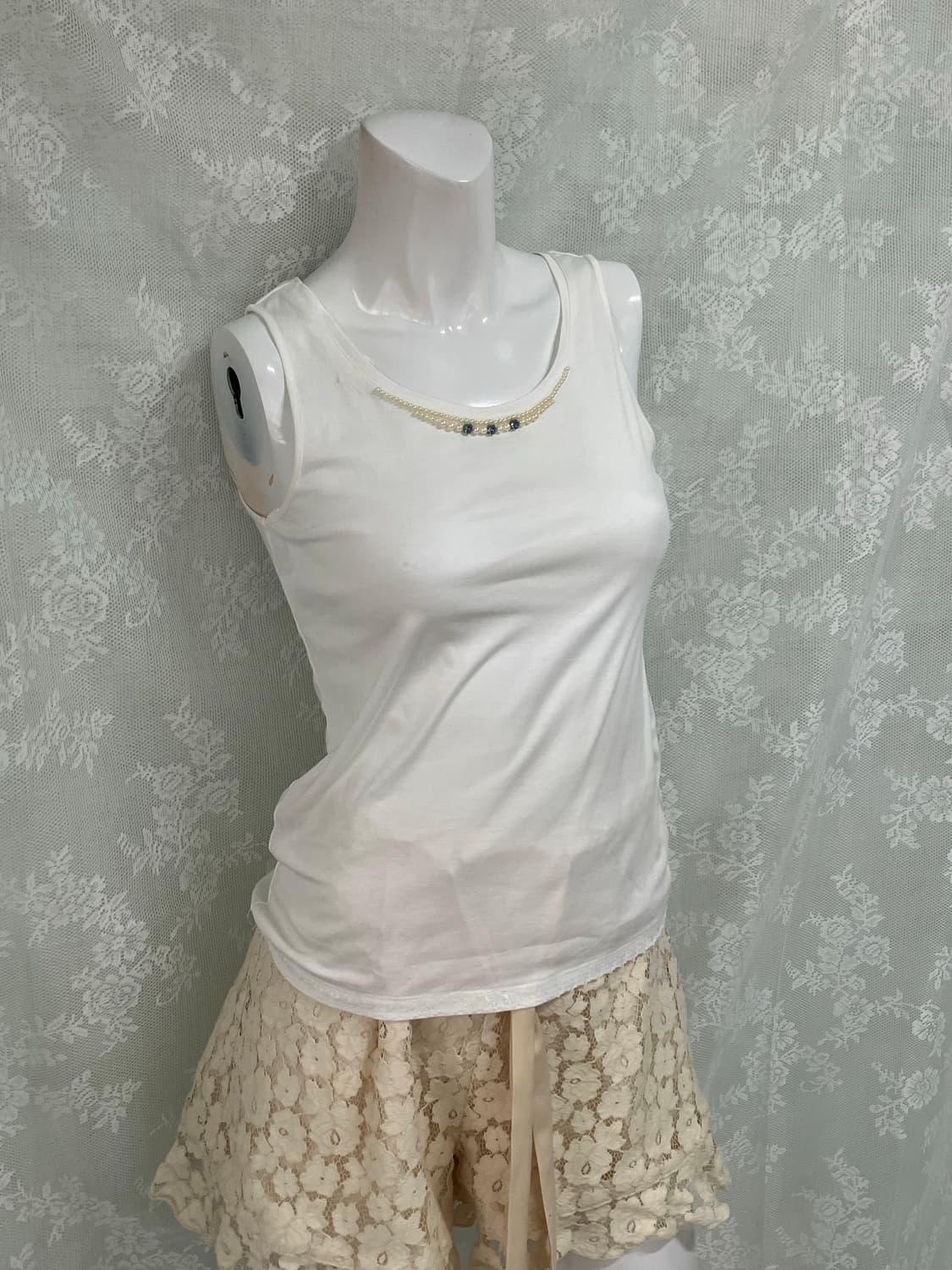 빈티지 화이트 진주 큐빅 레이스 나시 1102 모리걸 y2k 스트릿 갸루 상품이미지1