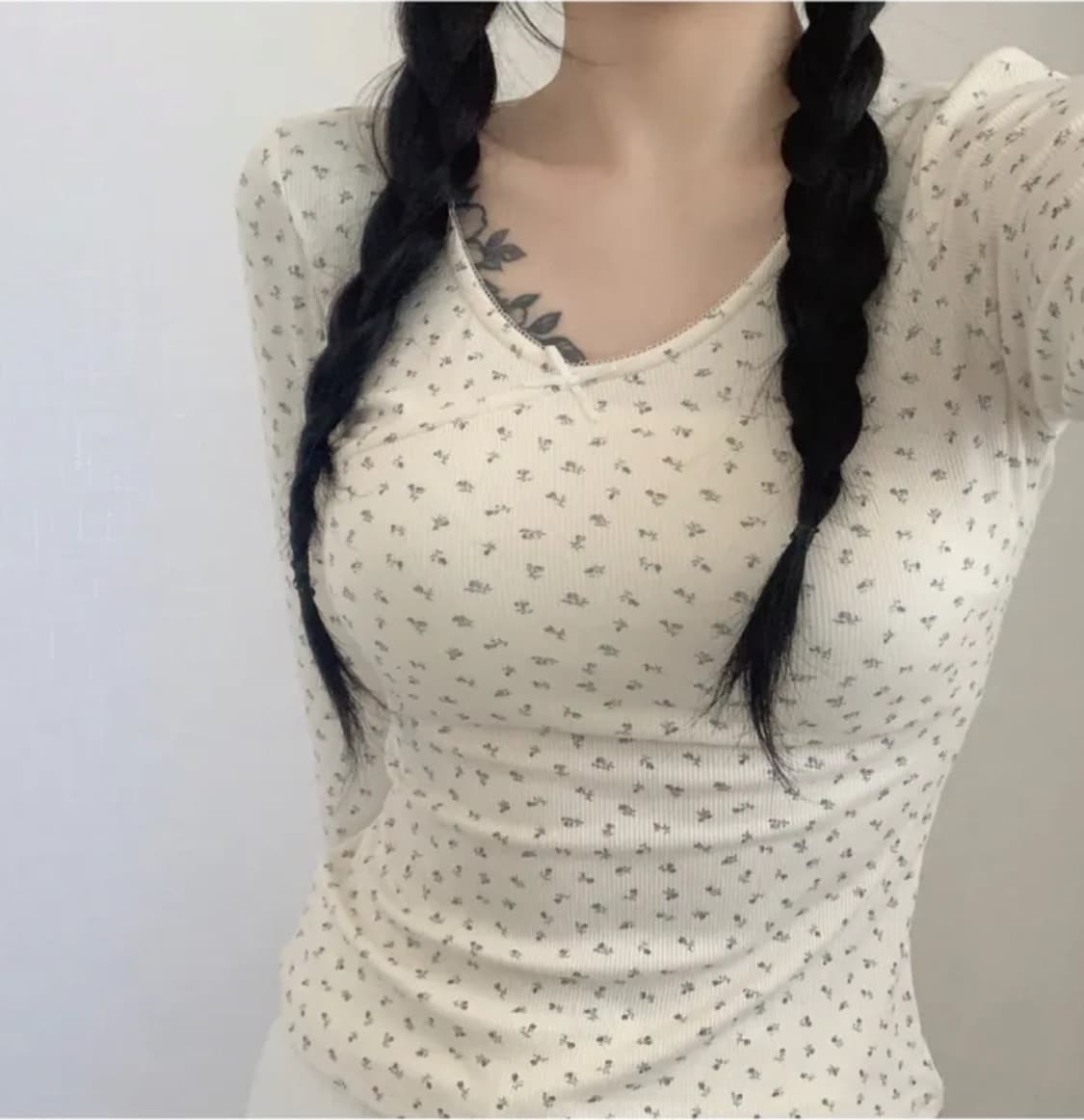 네이비 블루 잔꽃 레이스 리본 긴팔 이너 티셔츠 레이어드 모리걸 러블리 상품이미지4
