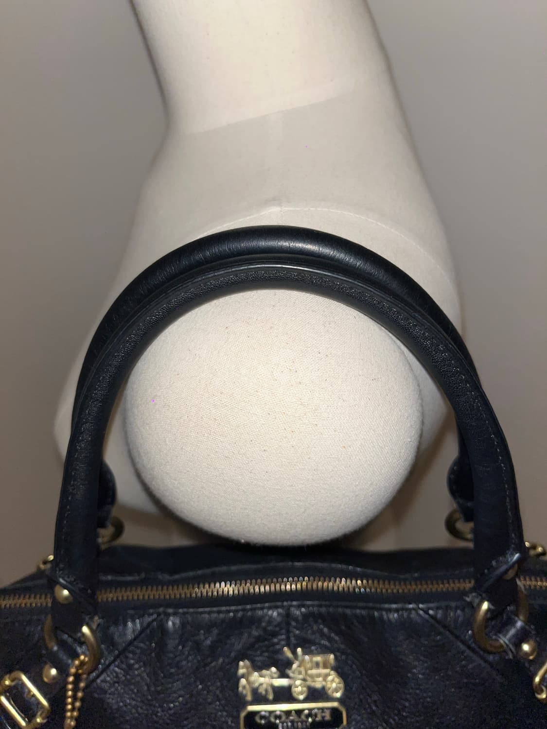 Coach Black Basic Shoulder Bag 상품이미지5