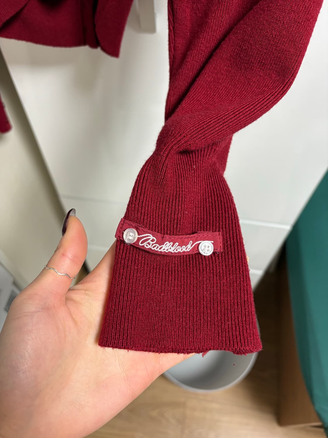 BAD BLOOD 배드블러드 니트 가디건 / 버건디 상품이미지4