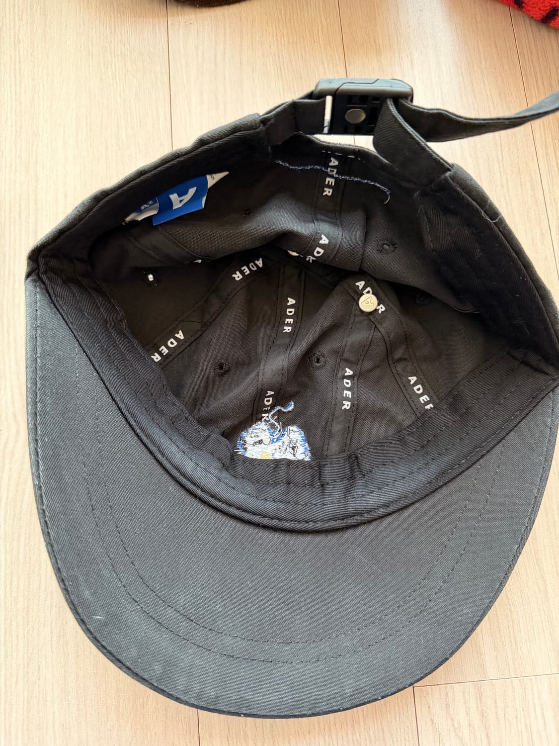 아더에러 모자  상품이미지2