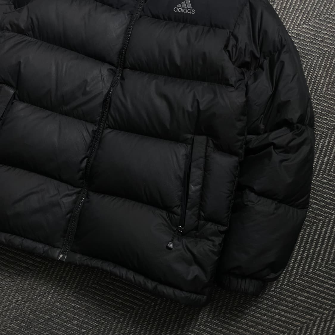 아디다스 자수로고 유니 덕 다운 푸퍼 패딩 블랙o 4616 상품이미지2