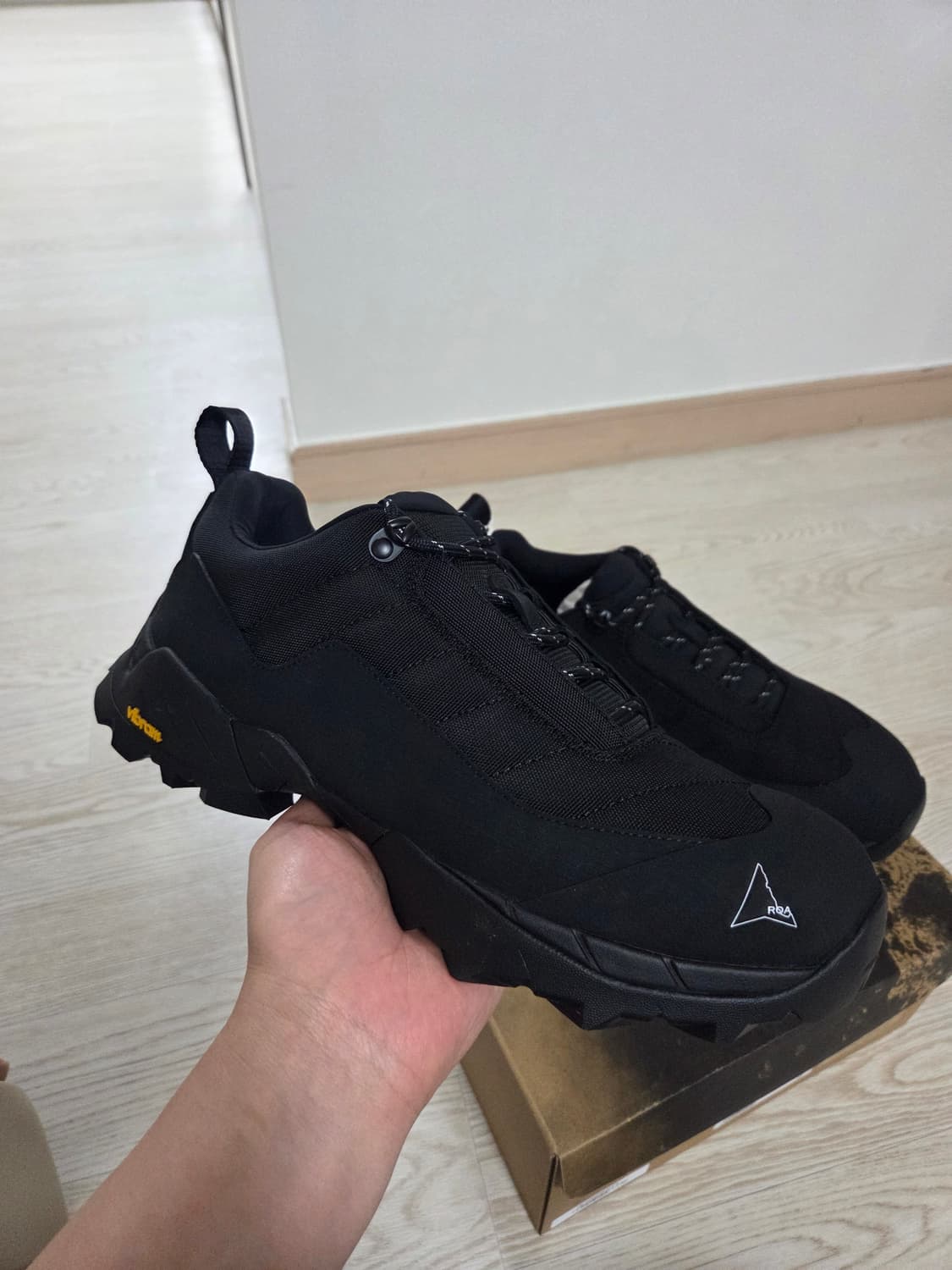 로아 하이킹 카타리나 블랙 42 상품이미지2