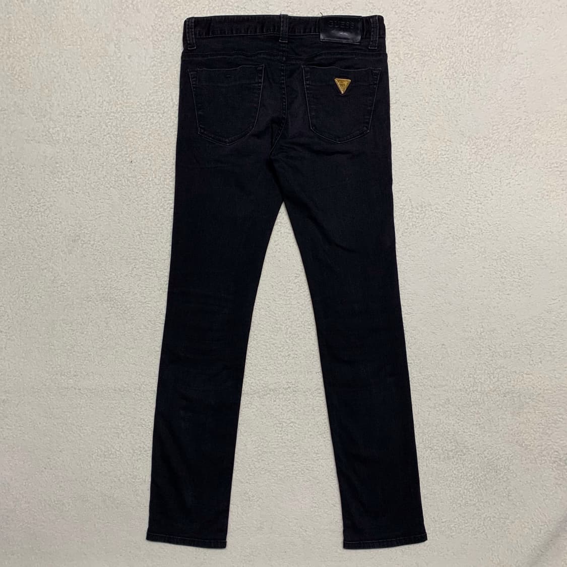 [표기 31, 실측 33] 게스 골드플레이트 슬림핏 블랙진 상품이미지1