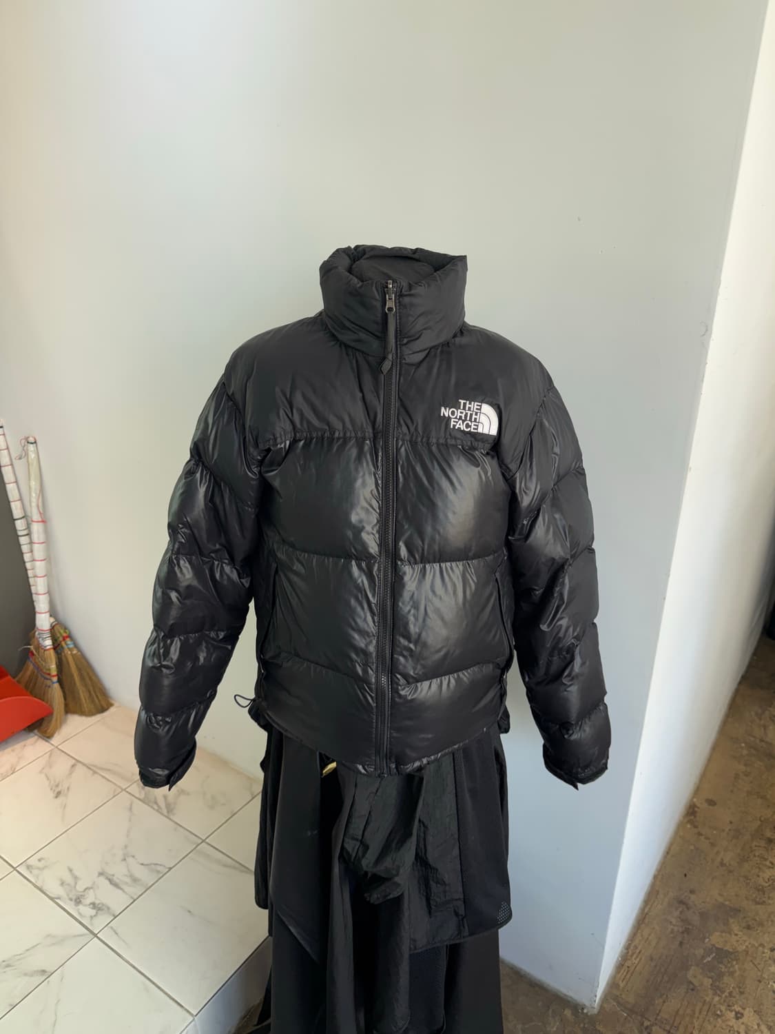노스페이스 눕시 하이브리드 다운 볼 자켓 라지 사이즈 팔아요 상품이미지1