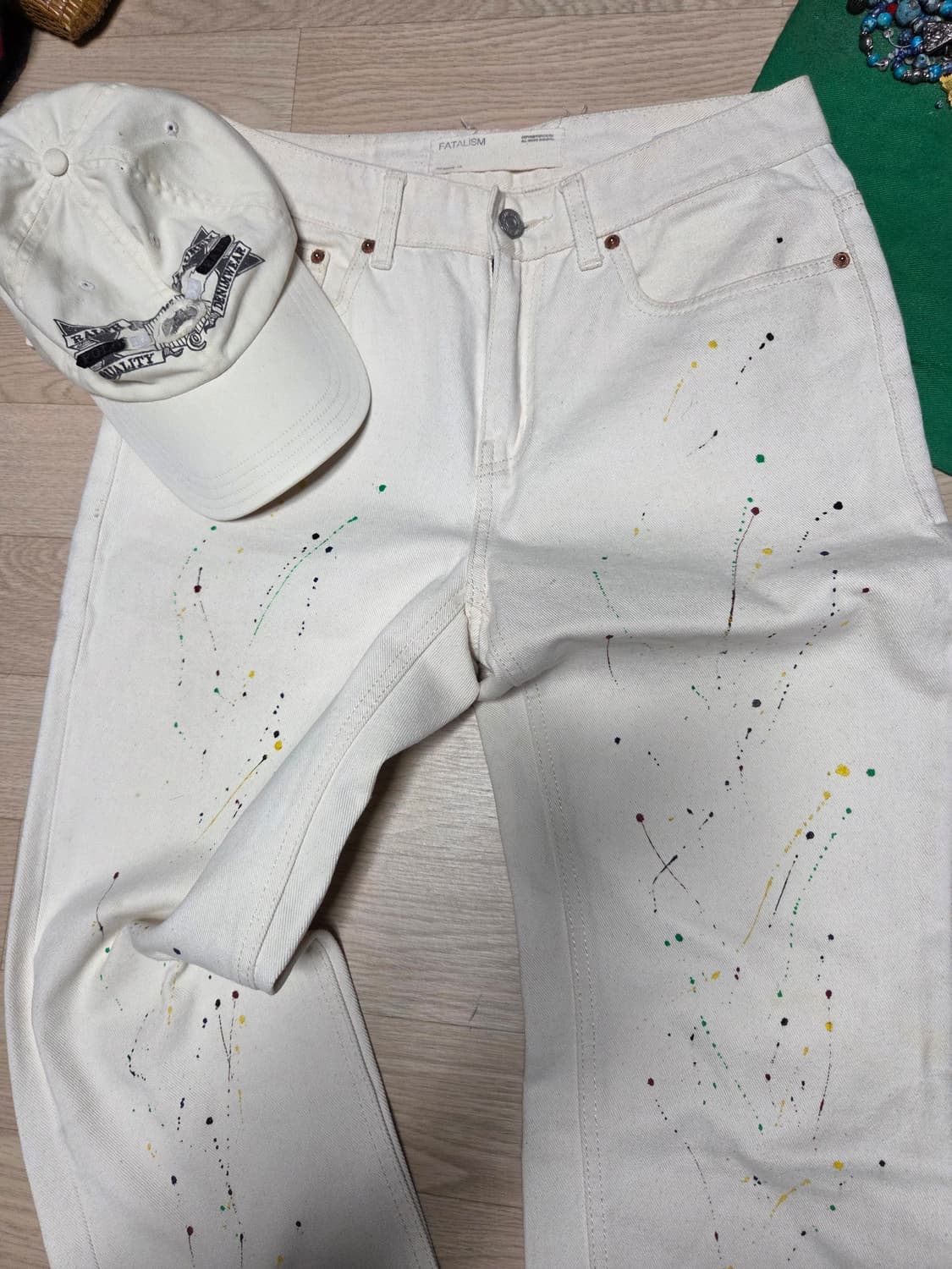 페이탈리즘 크림 페인팅 진 화이트 데님  상품이미지1