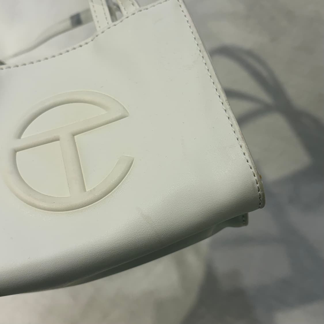 텔파 스몰 쇼핑백 화이트 가방 상품이미지4