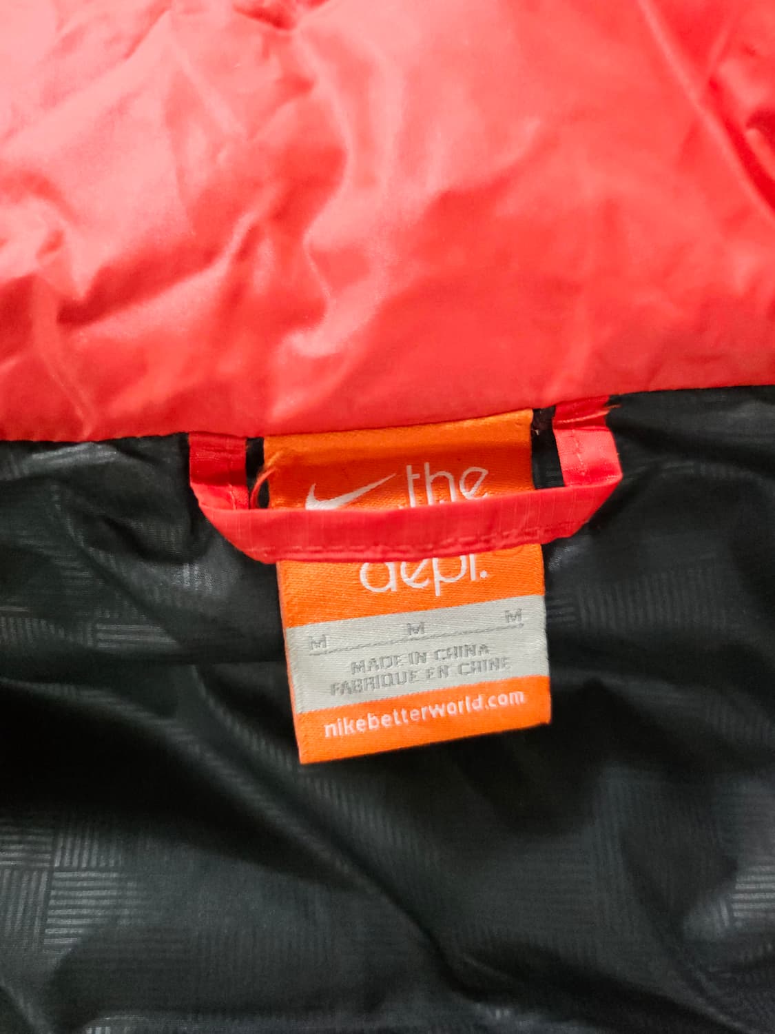 나이키 레드 다운  패딩 점퍼 M 상품이미지4