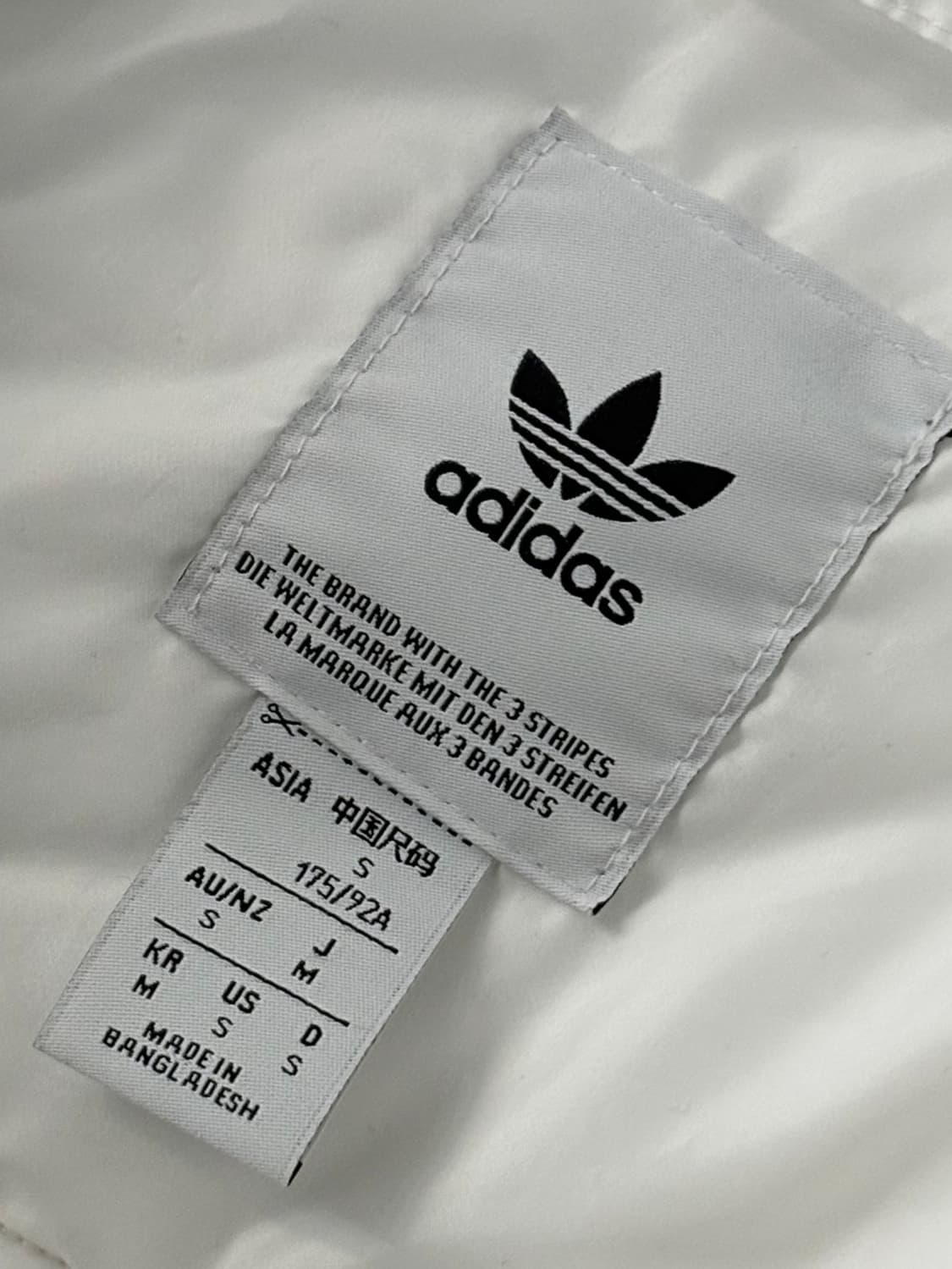 Adidas 아디다스 화이트컬러 와펜 패딩 자켓 상품이미지8