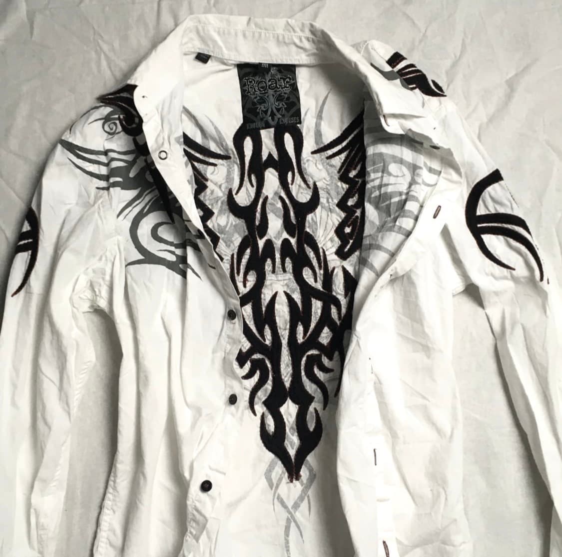 ROAR devil tribal embroidery shirt 상품이미지6