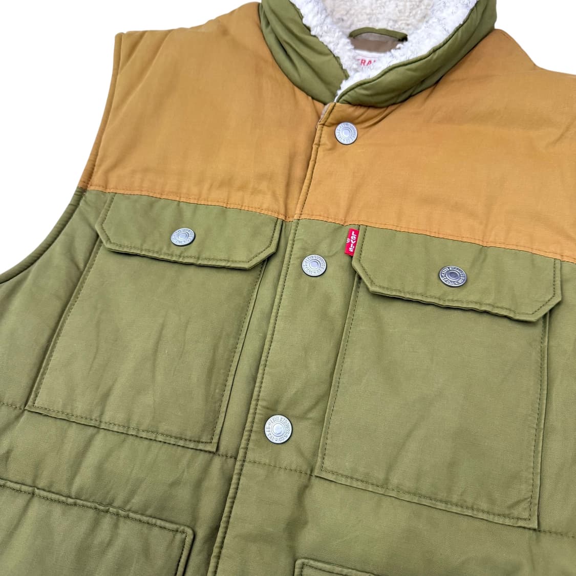 리바이스 올리브그린 배색 포켓 패딩조끼 상품이미지6