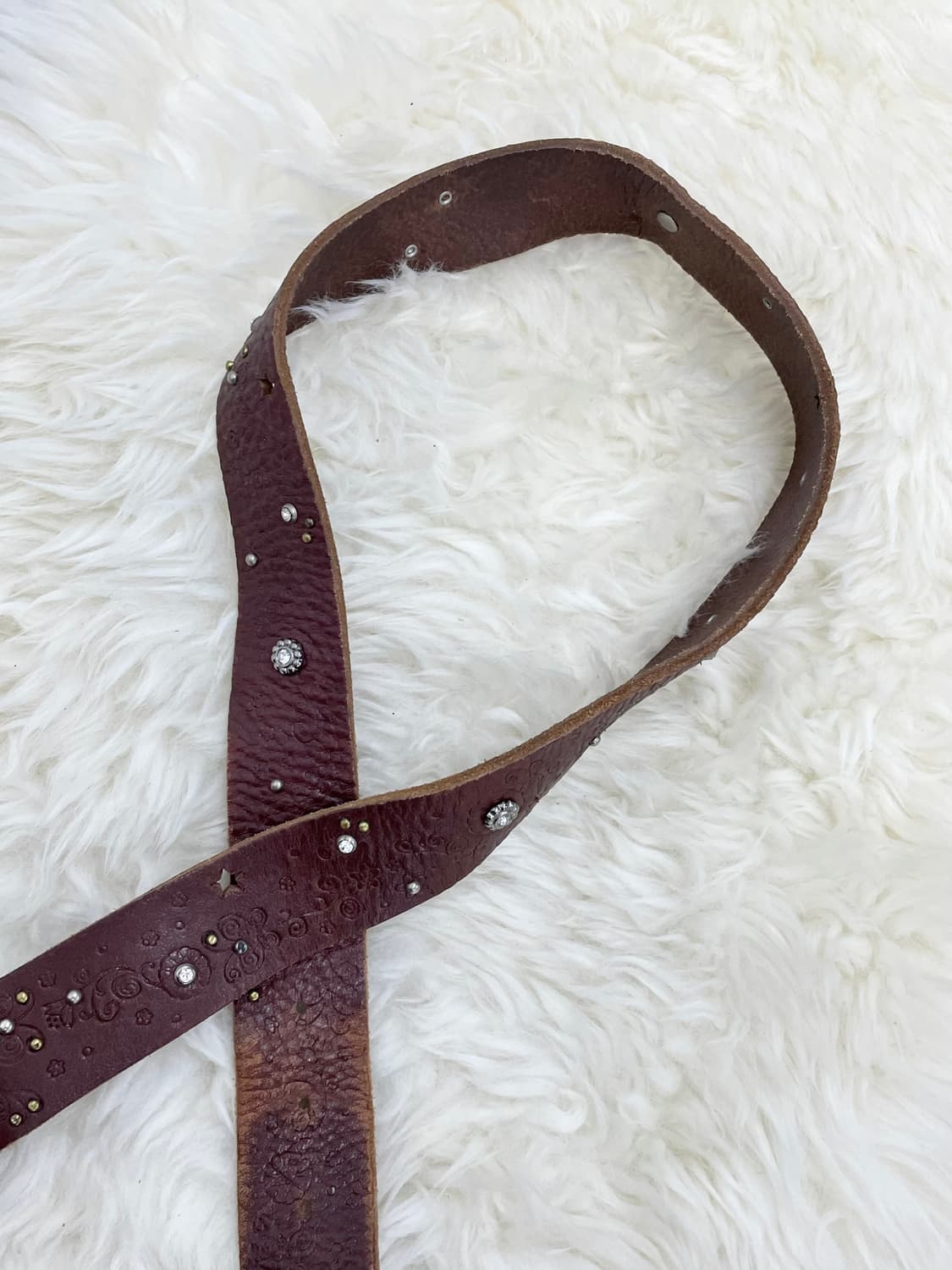 리얼레더 큐빅 펀칭 버클 벨트 상품이미지2