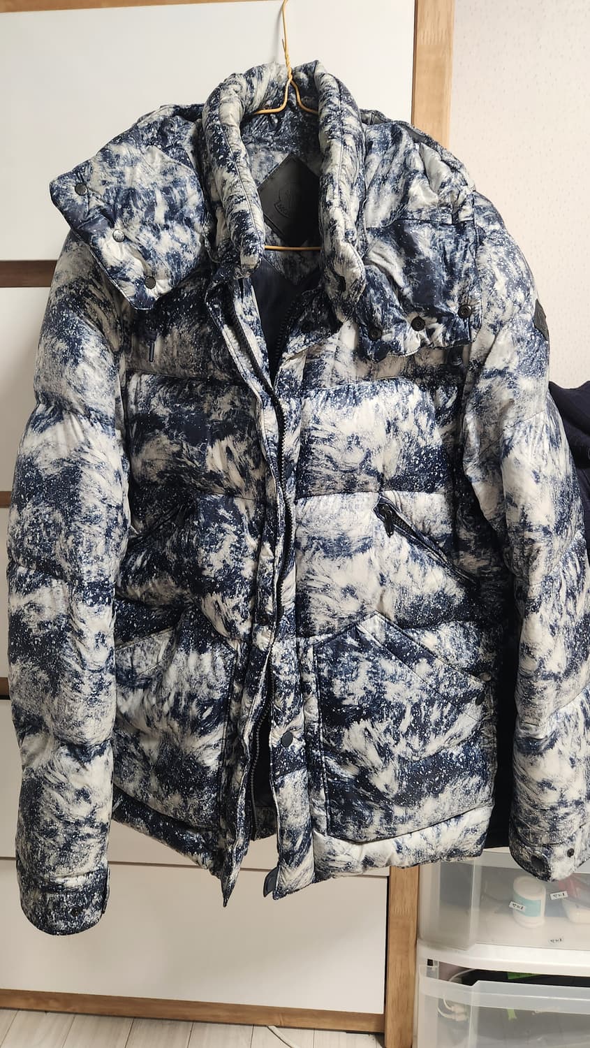 정품.몽클레어 블랙 라벨 패딩.사이즈 4 상품이미지1