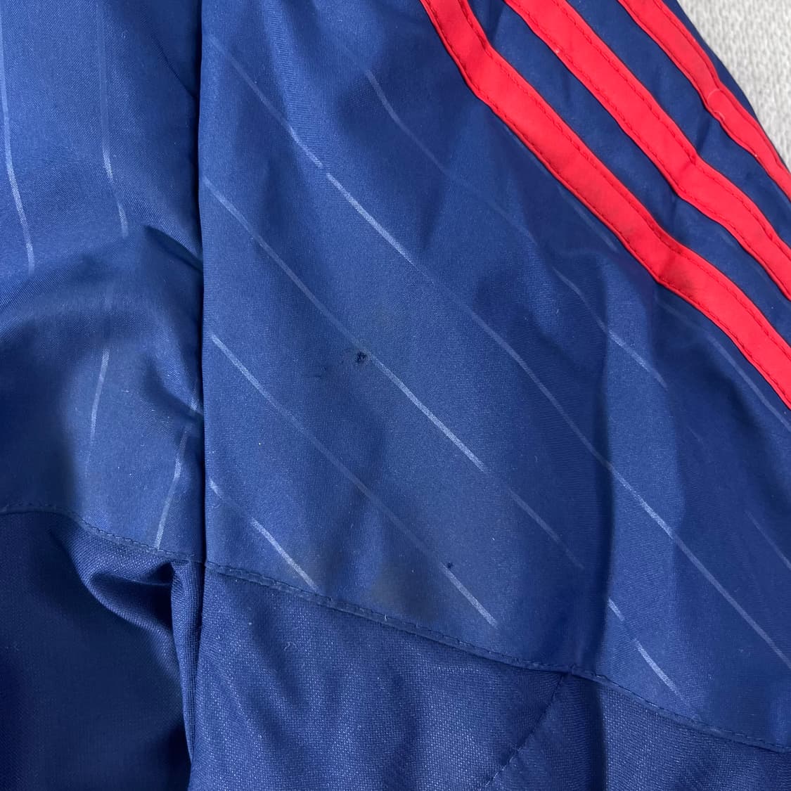 100 아디다스 맨유 푸퍼 패딩 상품이미지5