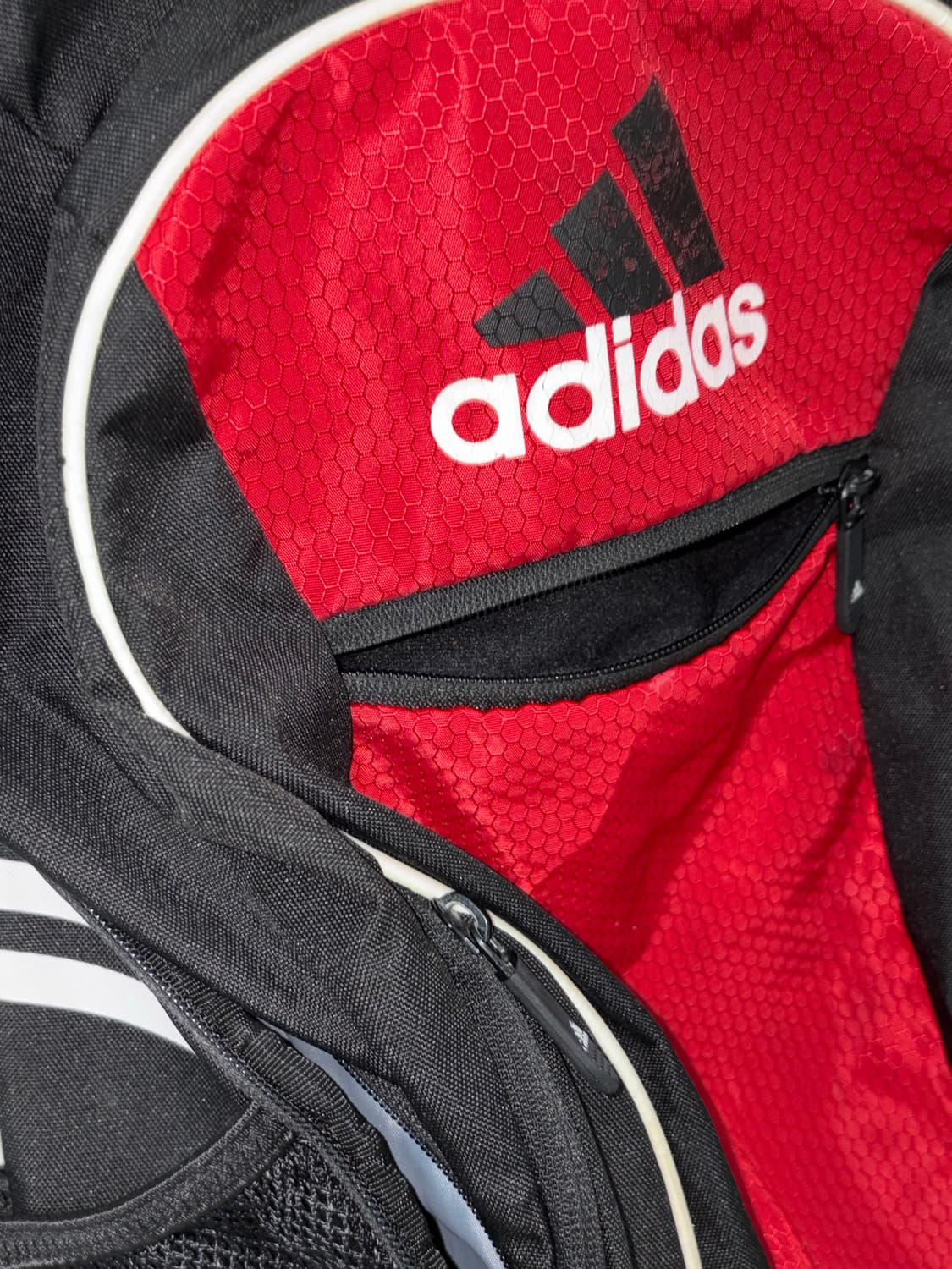 아디다스 fresh pak 백팩 red & black 상품이미지9
